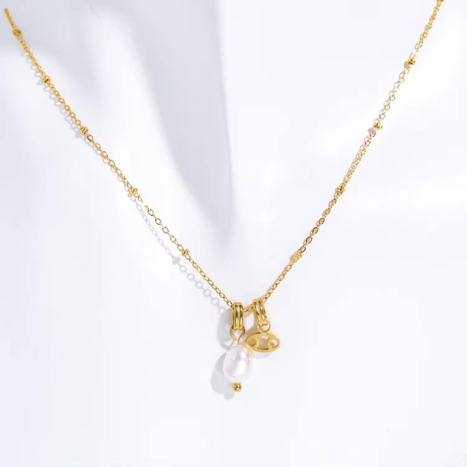 มะเร็งสร้อยคอ