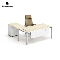 Poste de travail de bureau moderne SpaceUnited avec structure en acier, bureau de direction de luxe