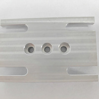Kits Completos de Conversión para Camionetas Sprinter con Gabinetes de Almacenamiento de Acero Inoxidable Mecanizados por CNC y Sistemas de Enganche de Remolque Ajustables