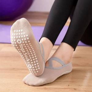 Chaussettes de yoga antidérapantes en coton pour femmes, idéales pour la danse, le sport et le fitness (vente en gros) - Product Image 4