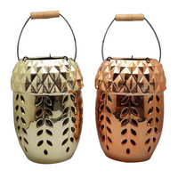 Lanterne décorative en céramique dorée électrolytique, motif éichel, avec découpe géométrique et feuilles, support creux et poignée en bois
