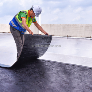 Membrana impermeabilizante autoadhesiva reforzada con papel de aluminio resistente bituminoso de alta temperatura para techos de hormigón - Product Image 3