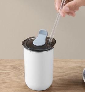Petit gobelet isotherme en acier inoxydable de 300 ml avec poignée et bouchon à paille, 5 couleurs, design mignon et tendance, logo personnalisé pour voyage, bière, expresso - Product Image 1