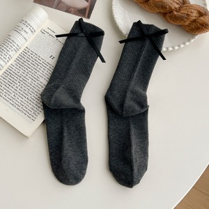 Calcetines de lazo para mujer, estilo Miu, color blanco lechoso, calcetines de media pantorrilla, estilo japonés JK, calcetines negros que combinan con todo. - Product Image 2