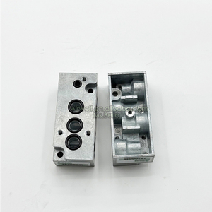 35300049 <span class=keywords><strong>SERIE</strong></span> DI ELETTROVALVOLE A FUNZIONAMENTO DIRETTO CON BASE DI SUPPORTO PER VALVOLA A POPPET SINGOLA CON PORTE LATERALI 1/4 di pollice. Tempo di consegna 8 settimane. - Product Image 4