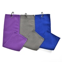 Serviette de nettoyage en microfibre gaufrée pour rainures de clubs de golf, avec logo brodé, vente en gros, avec mousqueton