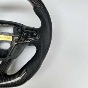 Volant en fibre de carbone au design classique CCExcellent pour <span class=keywords><strong>Ford</strong></span> EcoSport/<span class=keywords><strong>Kuga</strong></span>/MK3 - Product Image 2