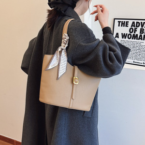 Tas Tote wanita, tas bahu wanita kapasitas besar pita sederhana warna Solid - Product Image 2