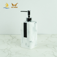 Ensemble d'accessoires de salle de bain Distributeur de savon en résine Boîte à mouchoirs Porte-brosse à dents Ensemble de toilette pour hôtel et maison