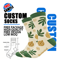 Chaussettes décontractées en jacquard personnalisées avec logo OEM, design tendance, chaussettes en coton pour hommes, fabricant de chaussettes.