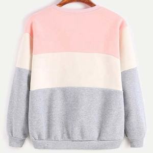 Sweat-shirt en molleton de coton imprimé pour femmes, motif à carreaux - Tailles et couleurs personnalisables - Product Image 4