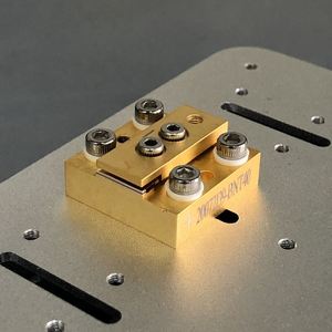 Nouvelle diode laser infrarouge 80W 940nm <span class=keywords><strong>CS</strong></span> à barre unique montée, haute précision pour les applications de communication et de laser à fibre - Product Image 5