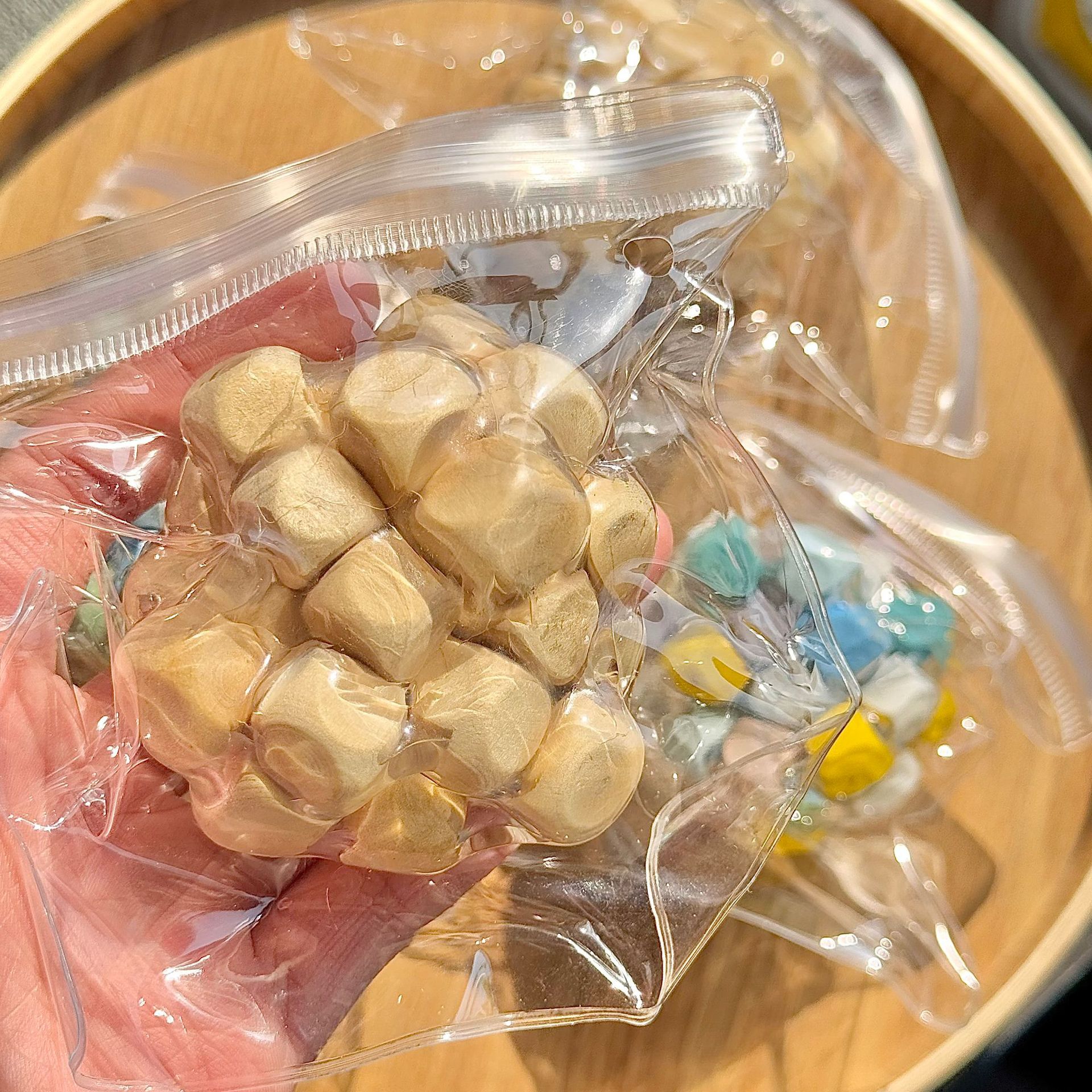 20818-ลูกบอลไม้ส่งเสียงคลิกแบบนุ่มนิ่ม