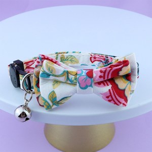 Collar de Lujo para Gato con Diseño de Oso de Dibujos Animados a Cuadros, con Campana y Lazo, Ajustable y de Seguridad, para Gatitos - Product Image 3