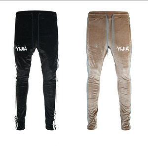 <span class=keywords><strong>Pantaloni</strong></span> Casual da Uomo YIJIA Stile Hip-hop Americano, in Velluto Ricamato con Logo Personalizzato, a Righe e <span class=keywords><strong>Taglio</strong></span> Basso - Product Image 1