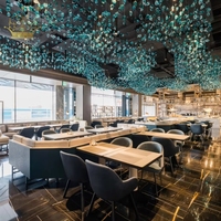 Lustre de luxe de plafond de salon de restaurant grands lustres en cristal verts pour les plafonds hauts