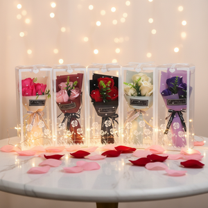 Caja de Regalo con Ramo de Rosas de Jabón Hechas a Mano para Día de la Madre, San Valentín, Navidad, Graduación, Halloween y Regreso a Clases - Product Image 1
