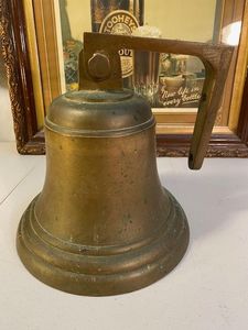 Cloche en métal de haute qualité, en laiton, finition dorée, design antique, en vente par les exportateurs - Product Image 3