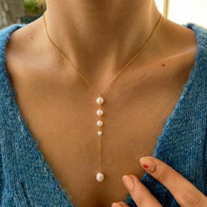 Collier vintage élégant en acier inoxydable plaqué or 18 carats avec pendentif en perle d'eau douce naturelle en forme de Y pour un cadeau de la Saint-Valentin - Product Image 1