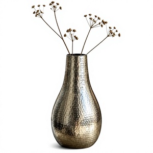 Florero de Metal Plateado Martillado a Mano, Estilo Bohemio, Decoración de Mesa, Florero para Plantas Artificiales, Precio Económico - Product Image 1