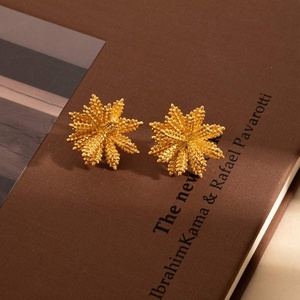 <b>Silver</b> Needle French High-End Multi-Layer Three-Dimensional Wheat Ear <b>Stud</b> <b>Earrings</b> Zinc Alloy Electroplated Fashionable Women's - Product Image 2