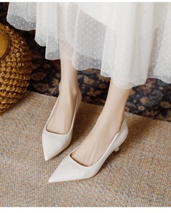 Escarpins élégants <span class=keywords><strong>pour</strong></span> femmes à talon chaton, bout pointu fin, à enfiler, talons bas, <span class=keywords><strong>pour</strong></span> mariages, soirées, cérémonies et occasions formelles - Product Image 3