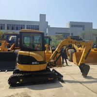 Mini-excavatrice sur chenilles Caterpillar 3 tonnes 303CR 303CCR d'occasion, très demandée