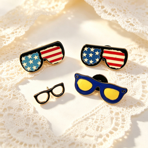 Insignias Metálicas con Logotipo Personalizado, Pins de Esmalte Duro y Suave, Insignias de Dibujos Animados Personalizadas OEM, Pins para Sombrero, Aptos para Uso en Clubes - Product Image 4