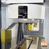 VMC 640 Fraiseuse verticale Centre d'usinage CNC Perçage Travail des métaux