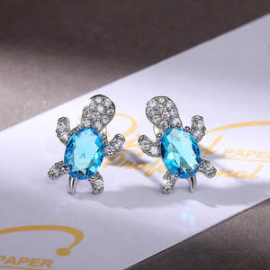 Boucles d'oreilles Mochi Origlio en forme de tortue bleue marine, argent 925, cristal, forme animale, pour femmes, à porter tous les jours, design mignon - Product Image 4