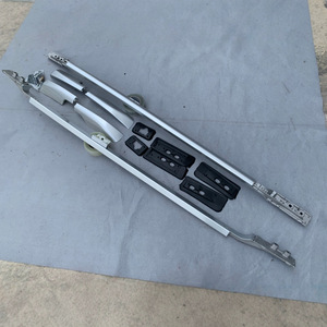 Portaequipajes de techo para Toyota Land Cruiser LC300 de aleación 180x20x18, soporte para transporte de carga todoterreno - Product Image 3
