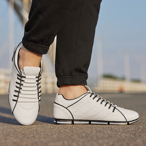 Chaussures de skate décontractées pour hommes, design bas, respirantes, doublure en tissu, tige en PU, semelle intérieure en EVA, semelle extérieure en caoutchouc, à lacets, pour toutes les saisons - Product Image 2