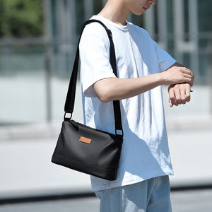 Bolso <span class=keywords><strong>bandolera</strong></span> <span class=keywords><strong>de</strong></span> cuero fresco y sencillo para <span class=keywords><strong>hombre</strong></span>, bolso <span class=keywords><strong>de</strong></span> hombro <span class=keywords><strong>de</strong></span> cuero <span class=keywords><strong>de</strong></span> negocios, versátil, ligero, impermeable, multicapa, para <span class=keywords><strong>hombre</strong></span> - Product Image 1