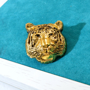 Broche de Tigre con diamantes de imitación de aleación dominante <span class=keywords><strong>Vintage</strong></span>, accesorios de ropa para hombres - Product Image 4
