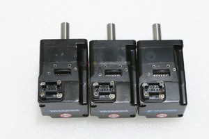 YASKAWA SGM7J-A5AFA21 50W AC d'occasion - Product Image 4