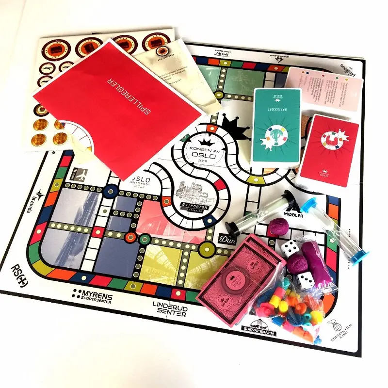 Benutzer definiertes faltbares Brettspiel aus Papier für Familien reisen mit Würfel-Token-Spinner-Brettspiel