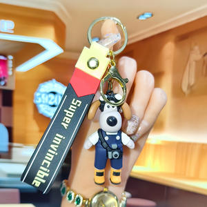 CreativeSmall PVC <span class=keywords><strong>voiture</strong></span> porte-clés ornement pour vacances ou cadeaux nouveau dessin animé Internet célébrité sac à dos pendentif - Product Image 3