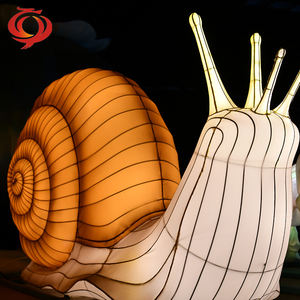 Lanternes de vacances LED en soie chinoise faites à la main lanternes d'animaux imperméables pour Diwali Ramadan Graduation pour la décoration de jardin extérieur - Product Image 3