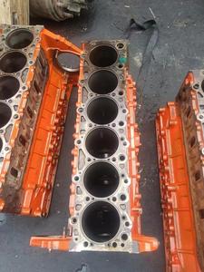 Ban đầu được sử dụng khối xi lanh 6HH1, đầu xi lanh và trục khuỷu với chất lượng cao. - Product Image 6