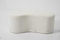 Chaise de loisirs pouf ovale moelleuse blanche élégante pour bureau à domicile et chambre à coucher pour meubles de maison côté appartement et villa