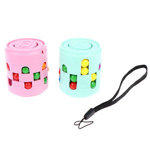 Nuevo Juguete Giratorio 2 en 1 con Cuentas Mágicas, Cubo de Cuentas Mágicas Pequeñas Giratorias, Alivio del Estrés, Rompecabezas para Niños, Juguetes de Descompresión - Product Image 3