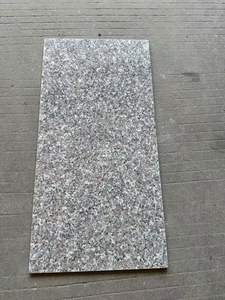 سعر الجملة للجرانيت الوردي G636 المصقول 60*60*2 سم للأرضيات والجدران بجودة عالية - Product Image 1