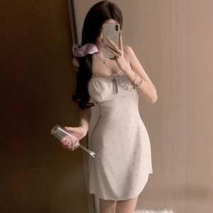ชุดนอนสายเดี่ยวสไตล์เกาหลี แต่งลูกไม้บางๆ ใส่สบายในฤดูร้อน เหมาะสำหรับใส่ในบ้าน มีหลายสีให้เลือก - Product Image 1