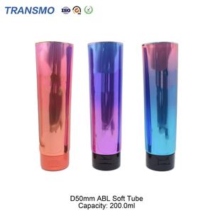 Tube souple en plastique pour crème pour les mains et nettoyant pour le visage, idéal pour les applications cosmétiques et les masques faciaux - Product Image 2