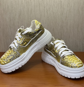 Zapatillas de Lujo para Hombre de Piel de Pitón Genuina, Zapatos de Plataforma Gruesa de Piel de Serpiente Amarilla, Calzado Exótico Hecho a Mano, OEM - Product Image 6