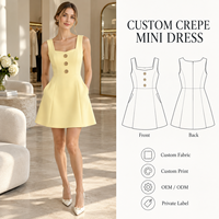 Mini-robe personnalisée pour femme en crêpe, coupe ajustée, col carré, boutons décoratifs, sans manches, coupe trapèze, décontractée