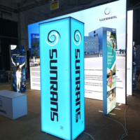Présentoir de stand de salon commercial modulaire léger Portable Shanghai tissu de Tension de Sublimation de colorant de cadre en aluminium