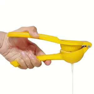 Manual juicer kitchen tool juicer household mini fruit lemon clip