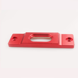 Abrazadera de Batería Black Works Racing BT-1002 166mm x 47mm Roja de Aluminio, Pieza Modificada para Uso General - Product Image 4