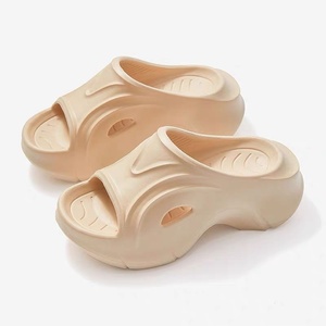 Sandalias de Mujer con Plataforma de 7CM, Material EVA, Punta Redonda, Aumentan la Altura, Ligeras, Cómodas, Modernas, Personalizables, para Uso en Exteriores - Product Image 1